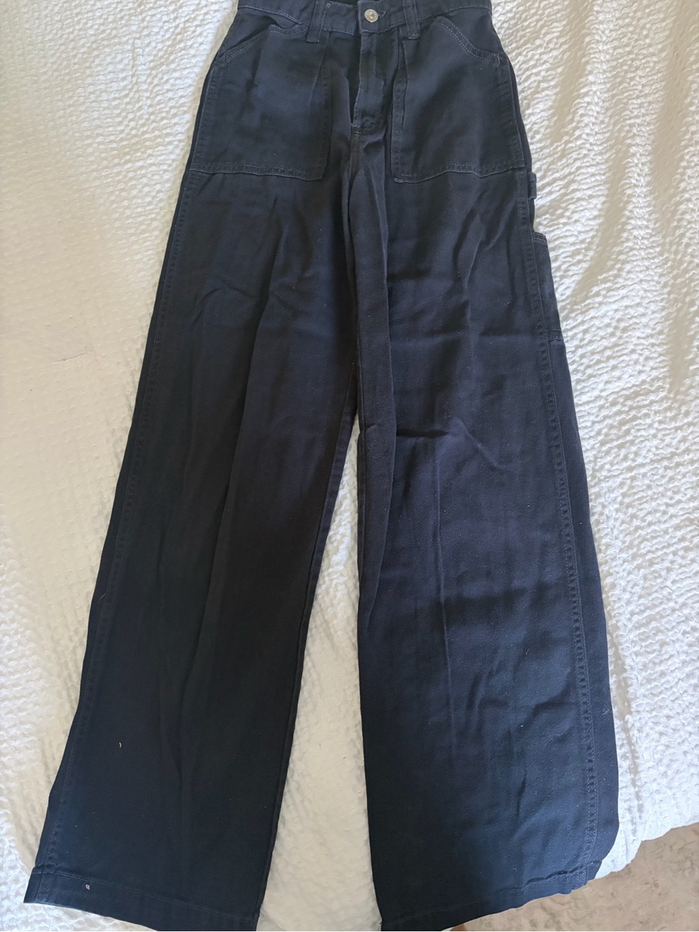 Divided Black Wide-Leg Cargo Pants